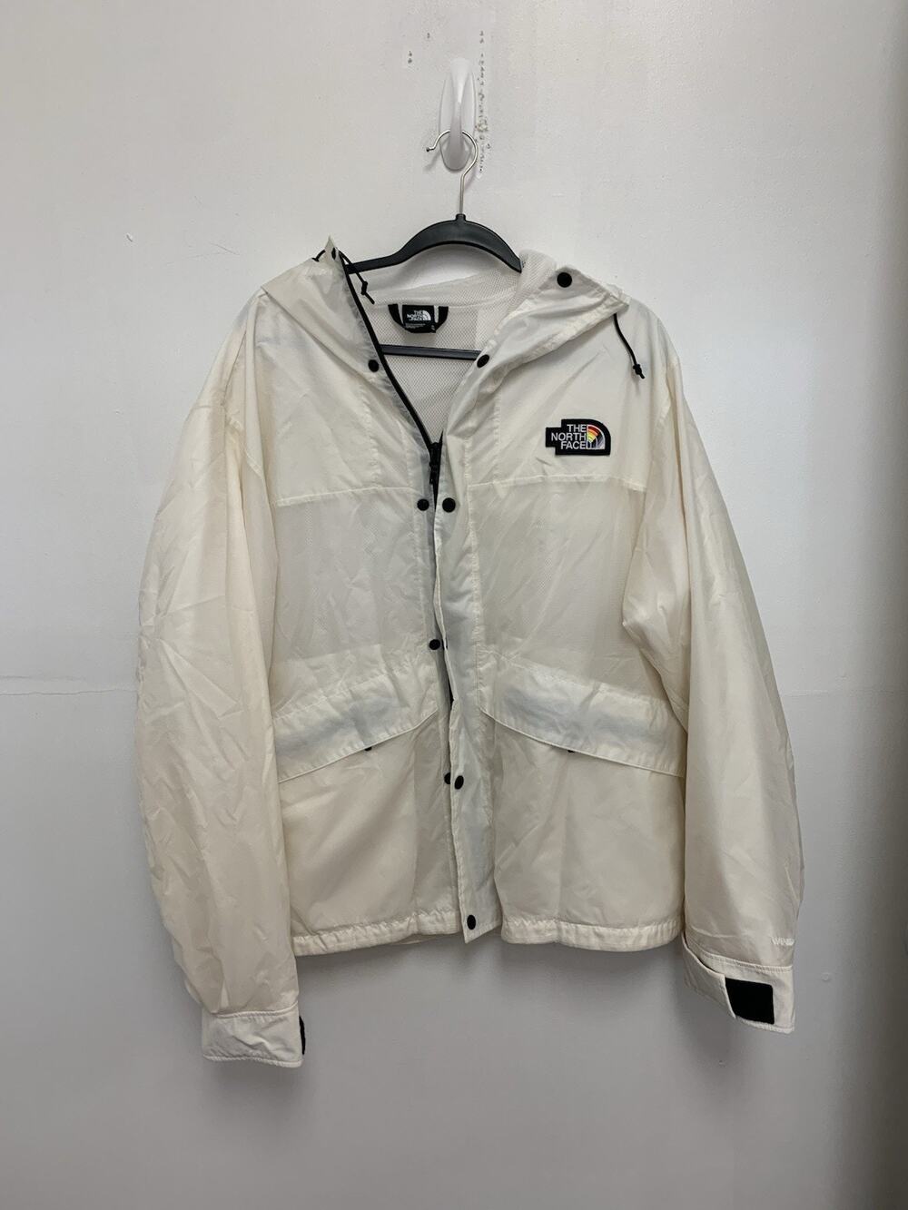 The North Face Outline Jacket Pride White Men's XL Windbreaker rain coat